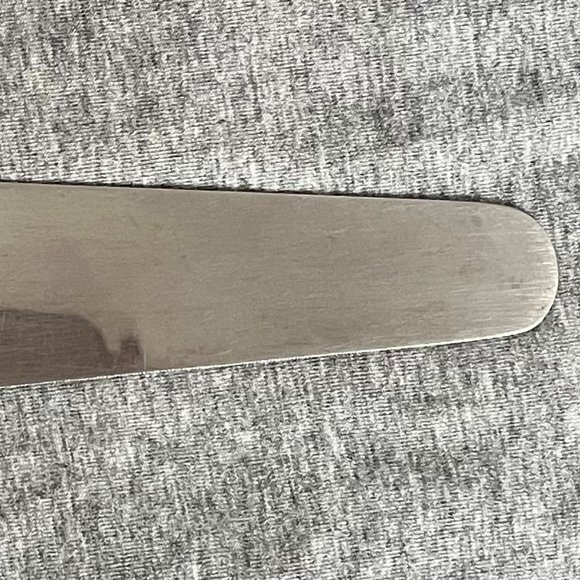 Stainless Steel Serrated Cake Server with Green Bakelite Handle - Picture 4 of 8